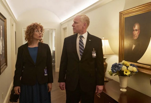 Стоп-кадр из 2 серии 3 сезона сериала Чаки