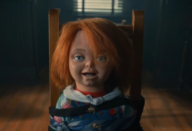 Стоп-кадр из 3 серии 2 сезона сериала Чаки