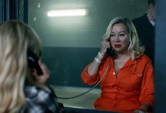 Картинки из сериала Чаки 3 сезон