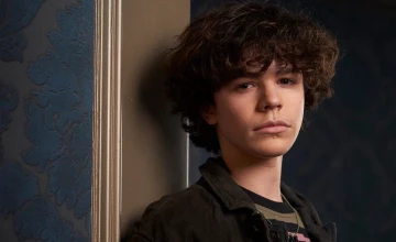 Смотреть Чаки 1 сезон 2 серия онлайн