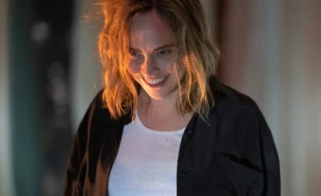 Стоп-кадр из 7 серии 1 сезона сериала Чаки